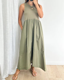 Women's Sleeveless Knit-Bodice Maxi Dress with Flared Skirt